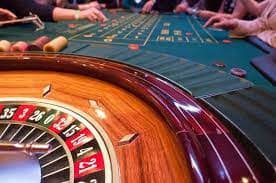 pusatwin slot Roulette betting felt showing chip placement and payout odds